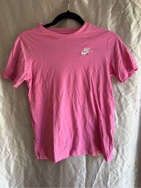 Youth Nike Sportswear Club Essentials Crewneck T-shirt Size Large